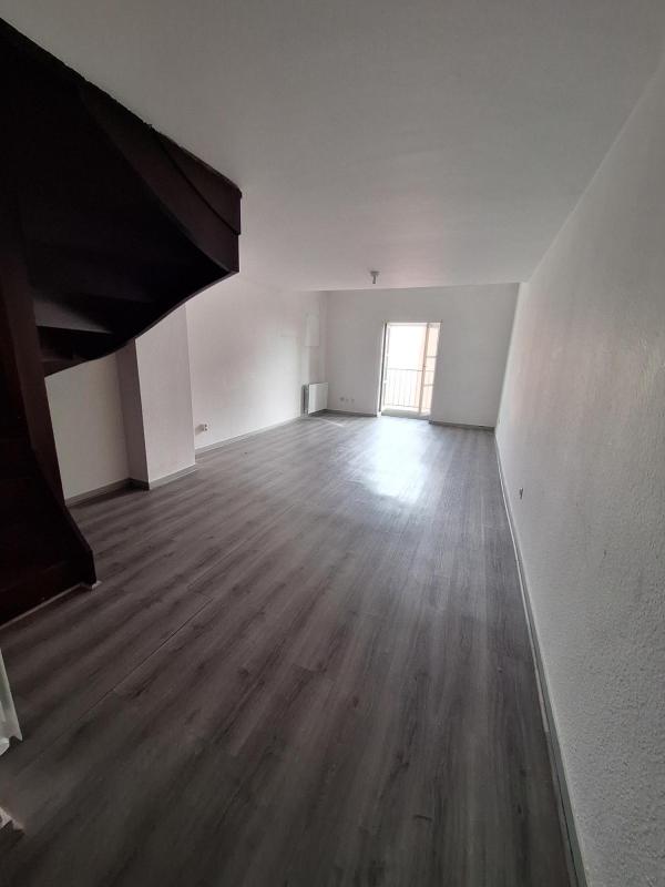 T3 – 1 RUE DE L&rsquo;HOTEL DE VILLE – LA COTE ST ANDRE 38260