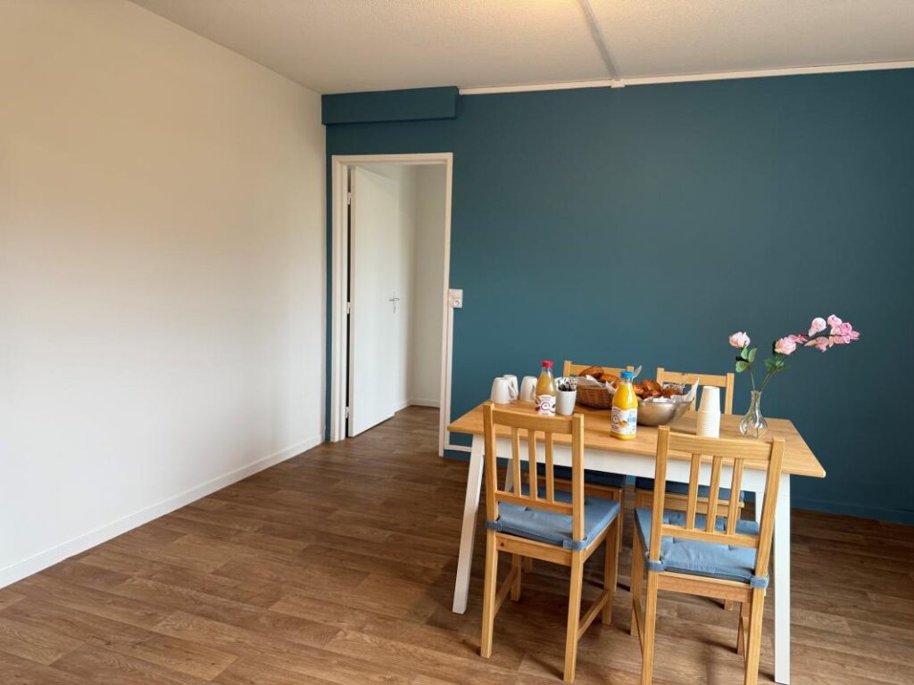 ! BIENTOT DISPONIBLE ! Appartement rénové dans un immeuble réhabilité à la Galerie de l&rsquo;Arlequin – Villeneuve – Grenoble
